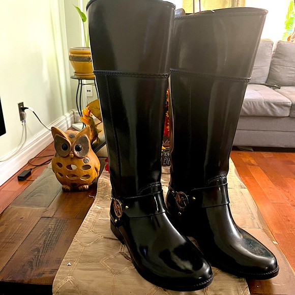 Michael Kors Shoes - MK Raining boots